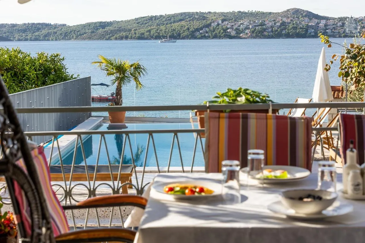 Apartments Sea Trogir