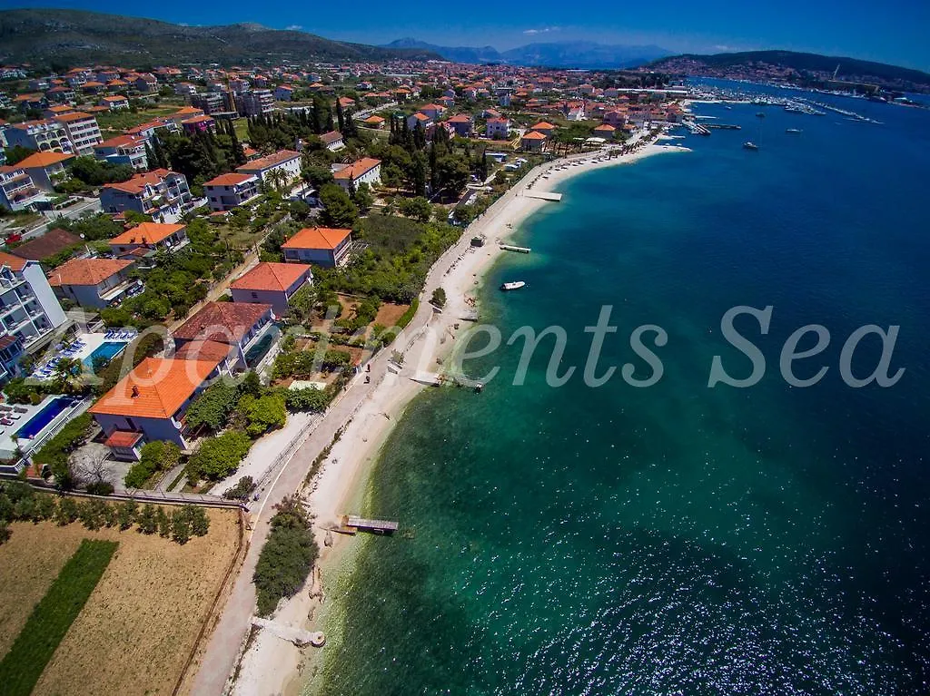Apartments Sea Trogir 0*,