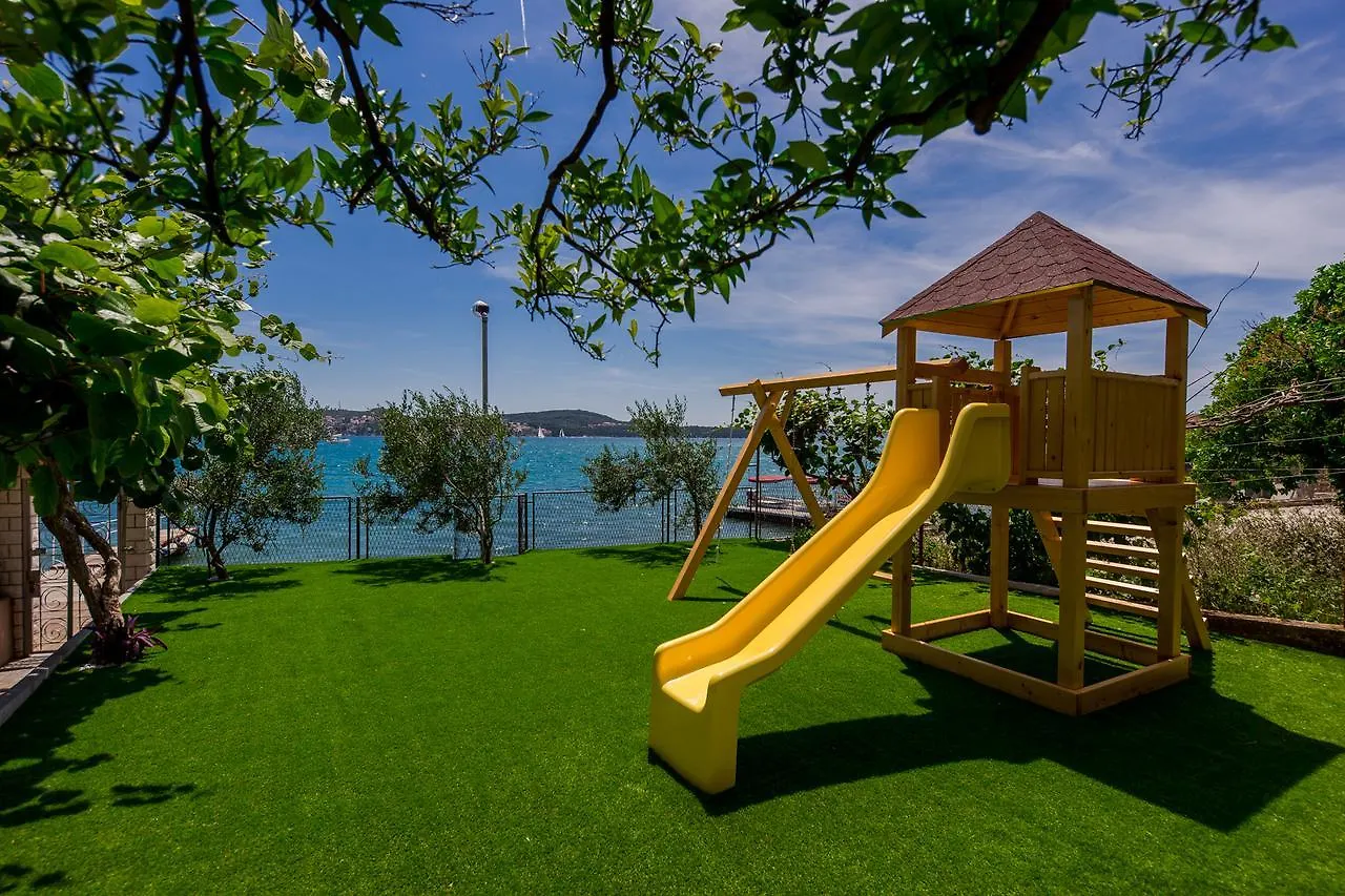 Apartments Sea Trogir Chorvatsko